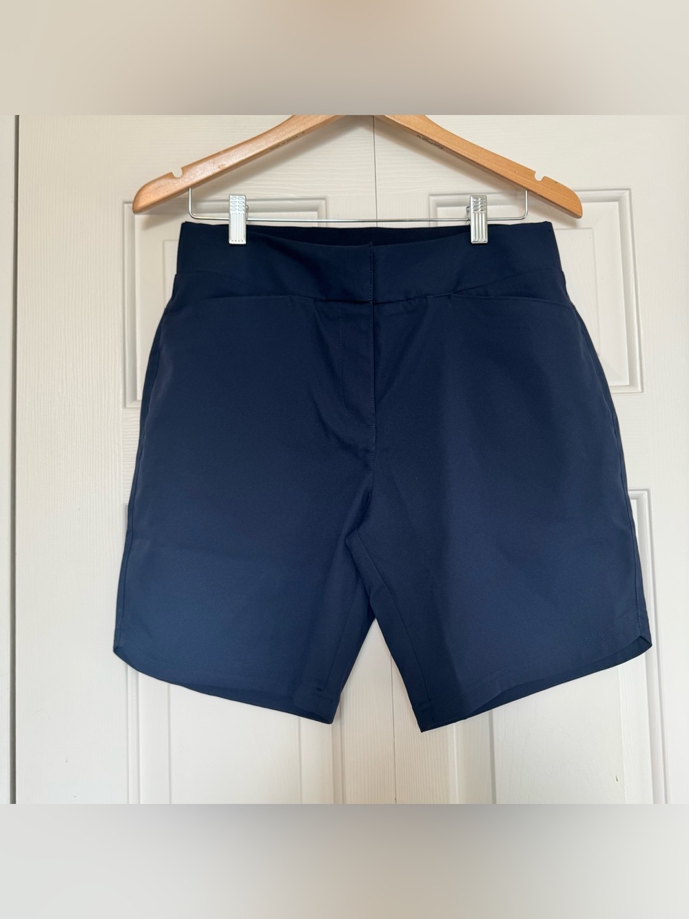 Puma women’s Athletic High-Waist Performance  Golf Shorts NWT